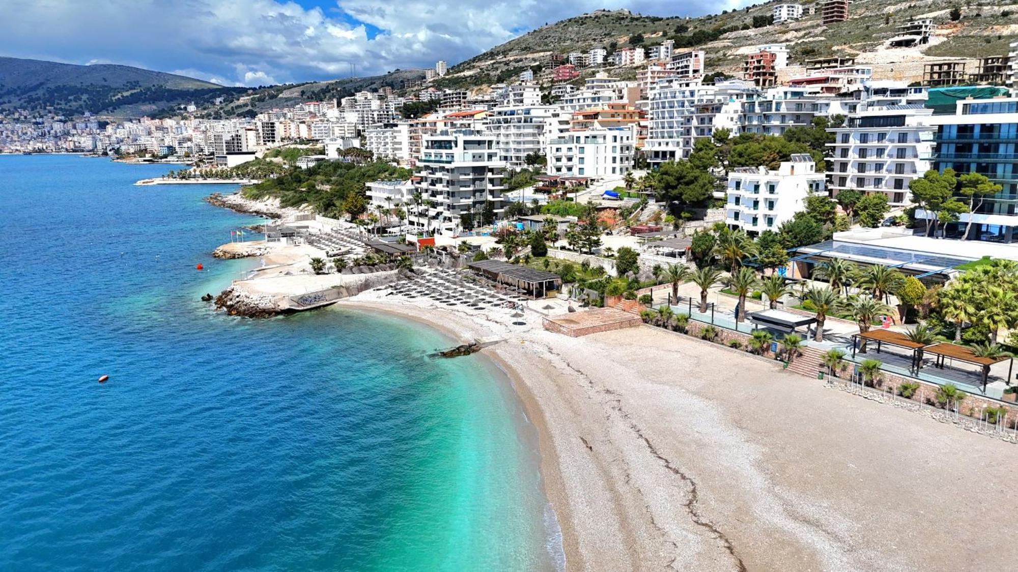 Happy Eri * Sarandë