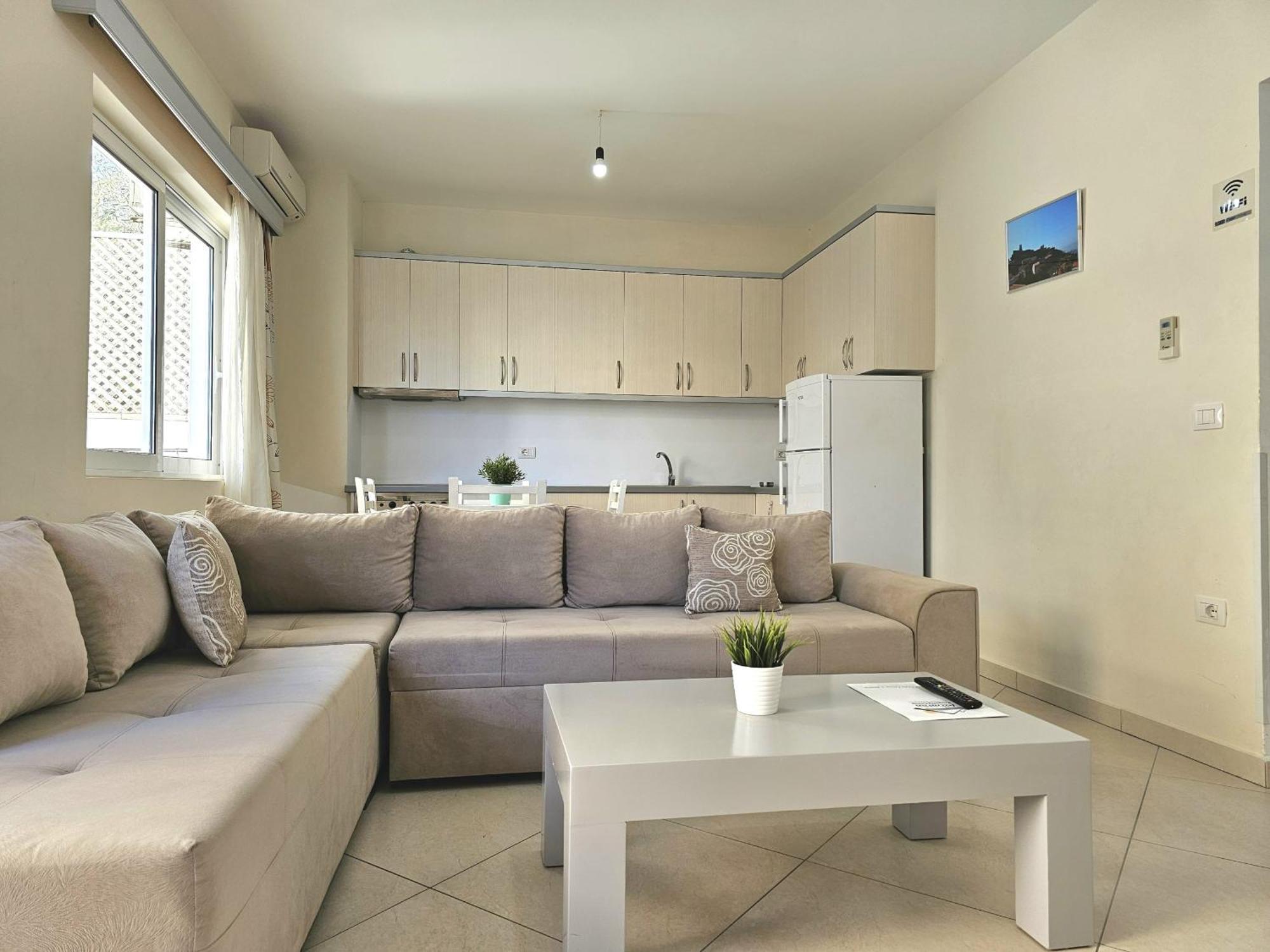 Happy Eri Apartment Sarandë